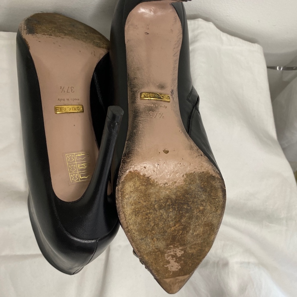 GUCCI BOOTIE! Like new! - Picture 4 of 4